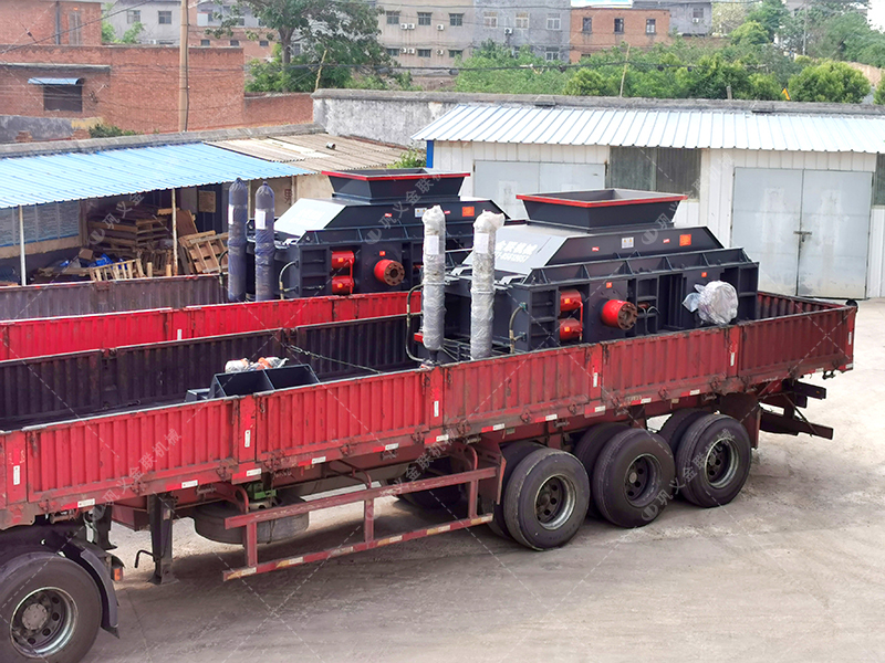 時產100噸和200噸的石灰石生產線，選擇的液壓對輥制砂機有何不同？